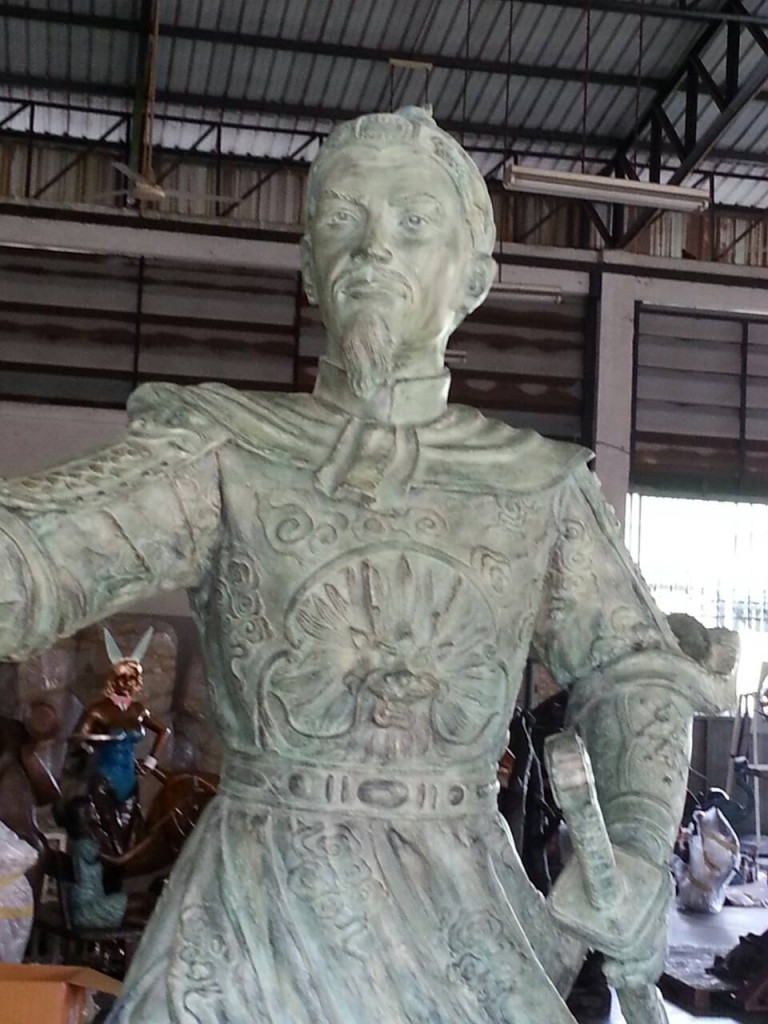 bronze of General Tran Hung Dao